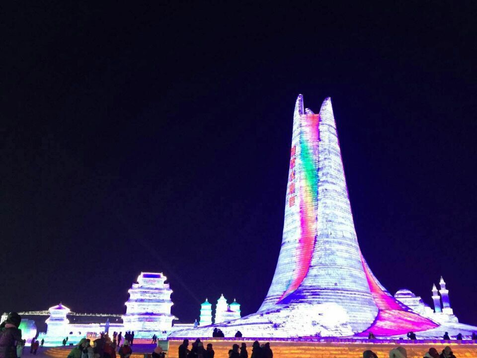ice sculptures in china 2016